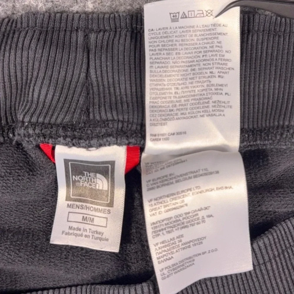 The North Face Mens Distressed Sweat Shorts Black Cotton Drawstring Logo Large